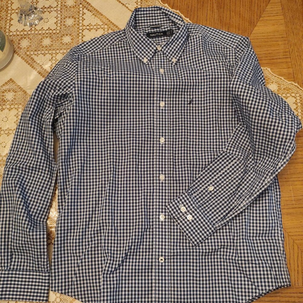 Nautica dress shirt M